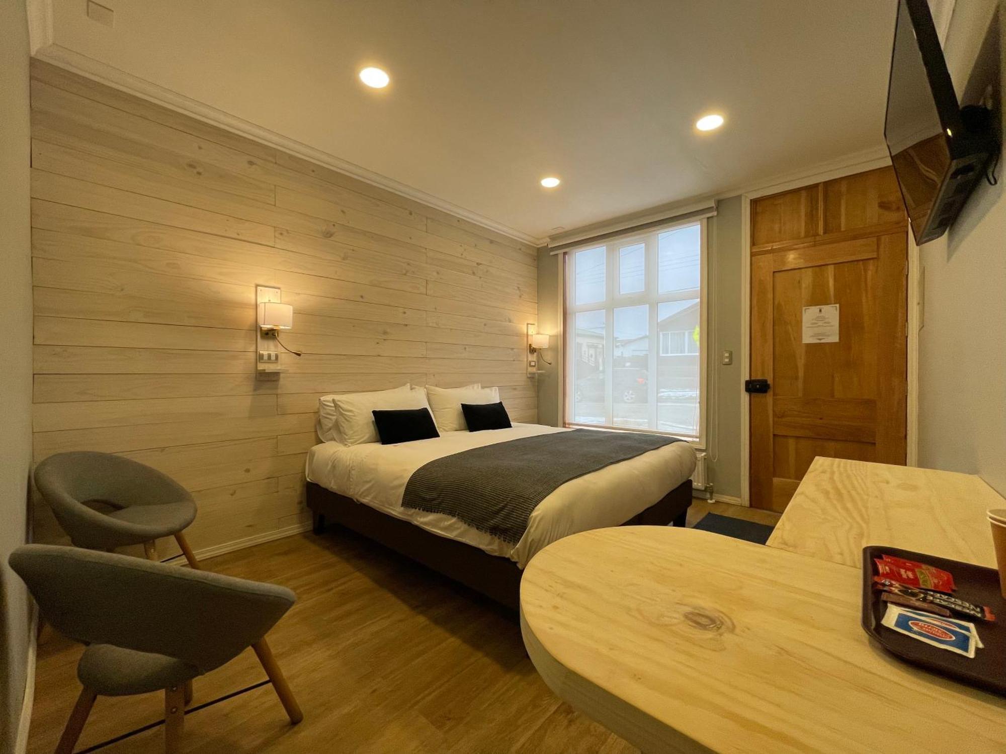 Hostal Boutique Puerta Roja Punta Arenas Luaran gambar
