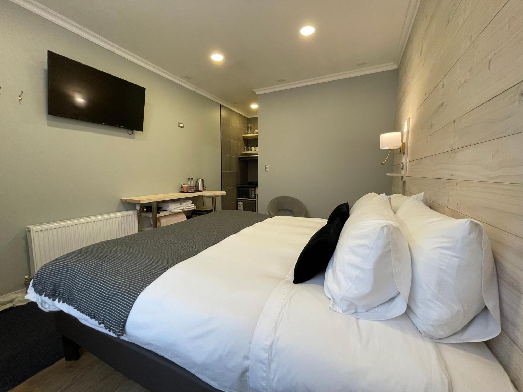 Hostal Boutique Puerta Roja Punta Arenas Luaran gambar