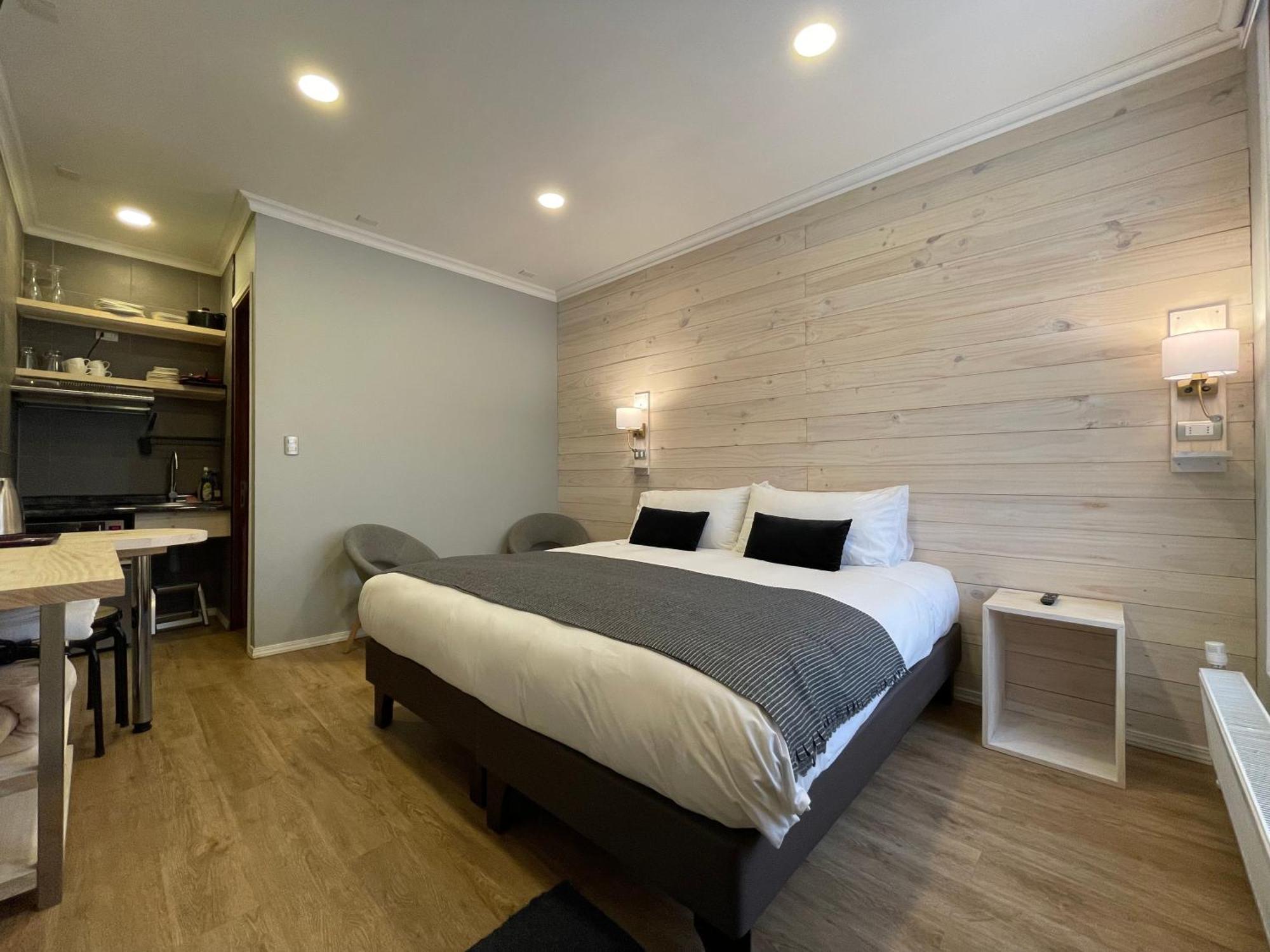 Hostal Boutique Puerta Roja Punta Arenas Luaran gambar