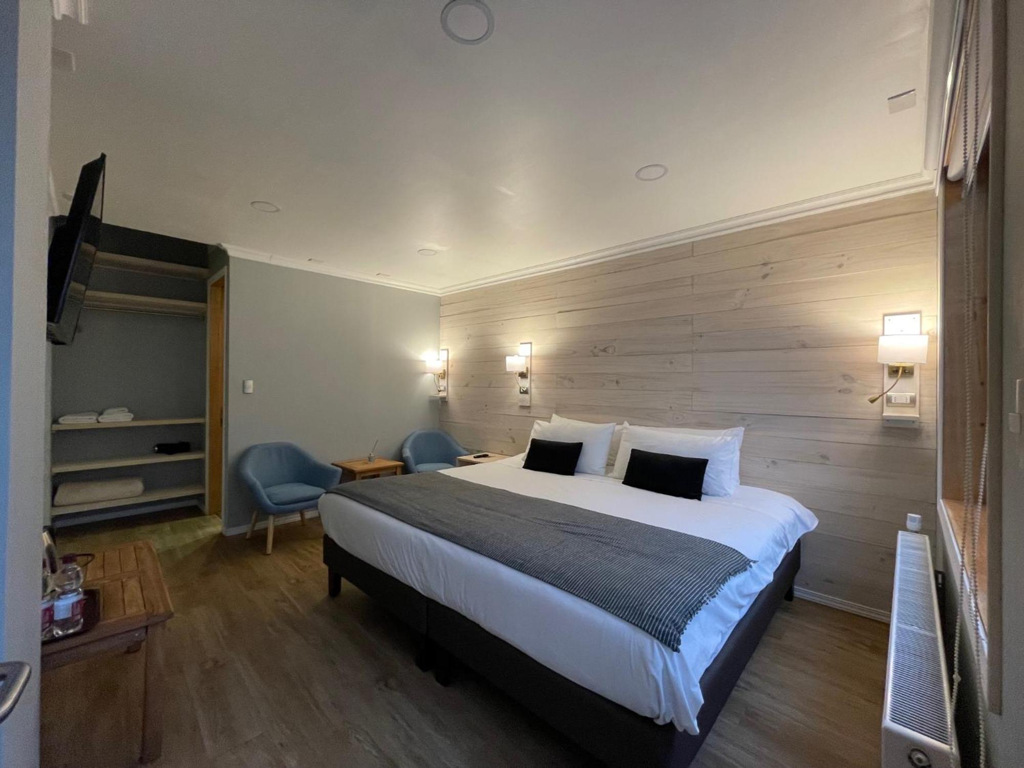 Hostal Boutique Puerta Roja Punta Arenas Luaran gambar