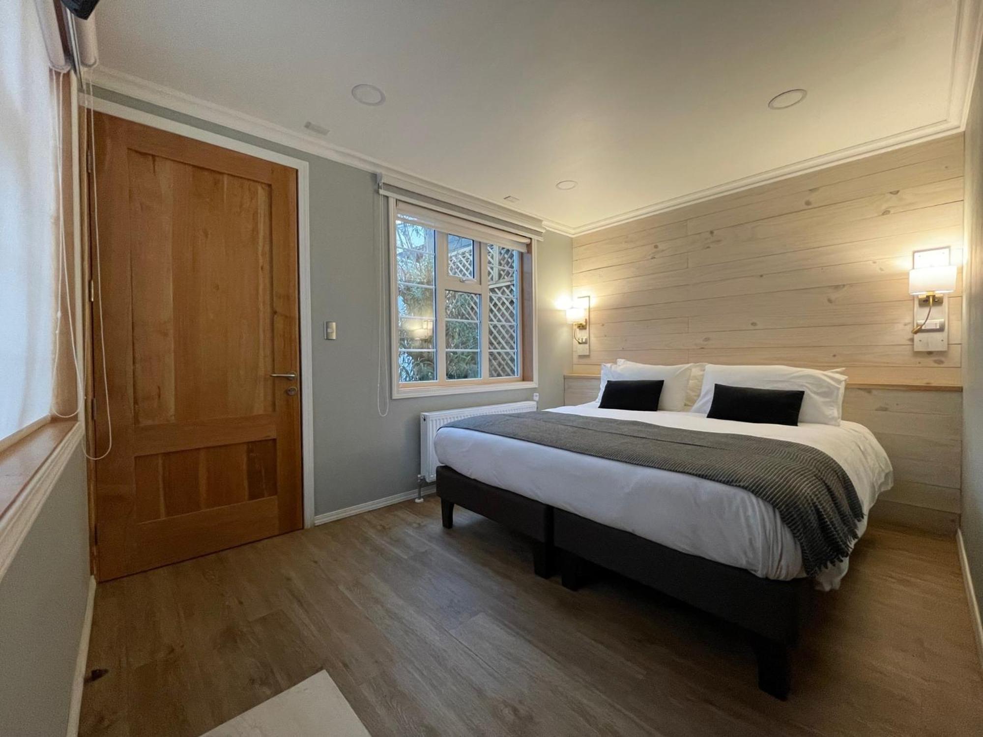 Hostal Boutique Puerta Roja Punta Arenas Luaran gambar