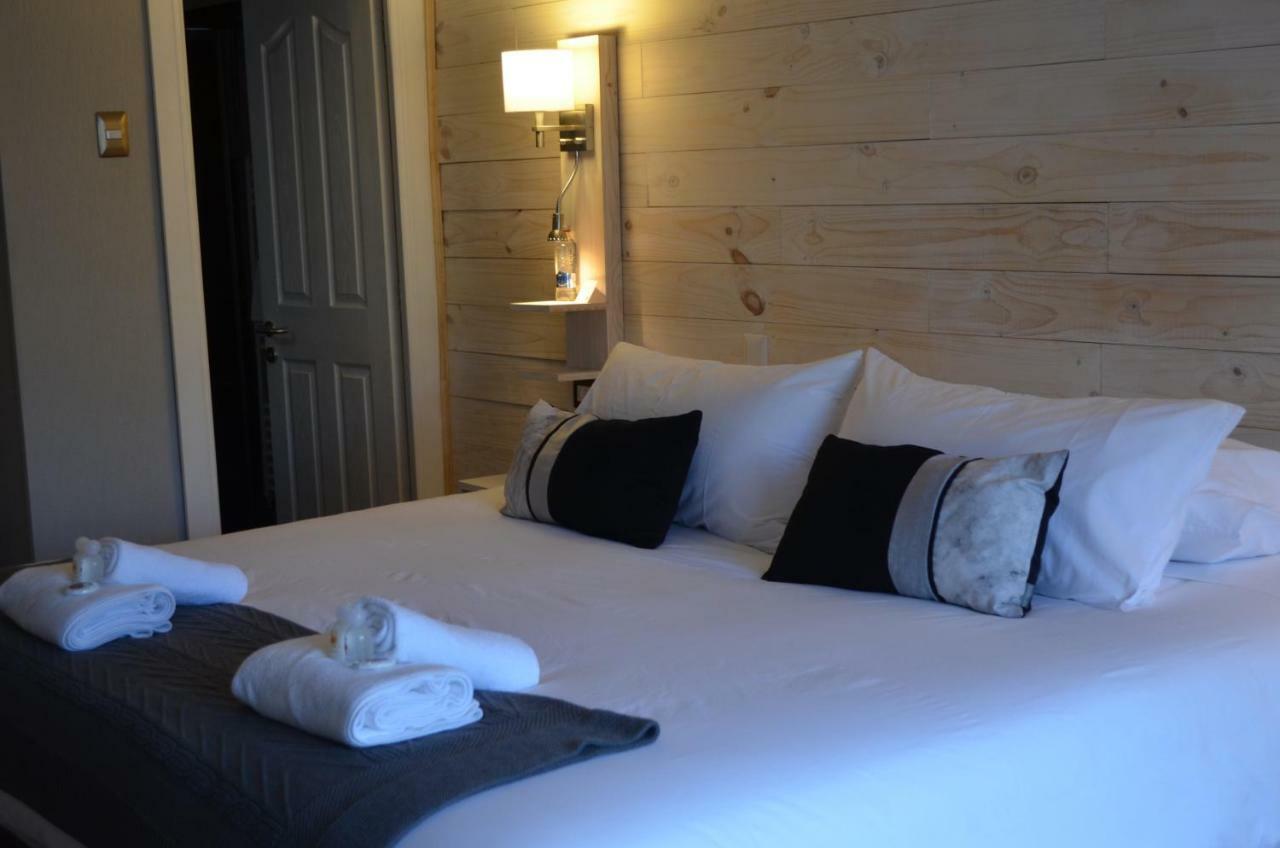 Hostal Boutique Puerta Roja Punta Arenas Luaran gambar