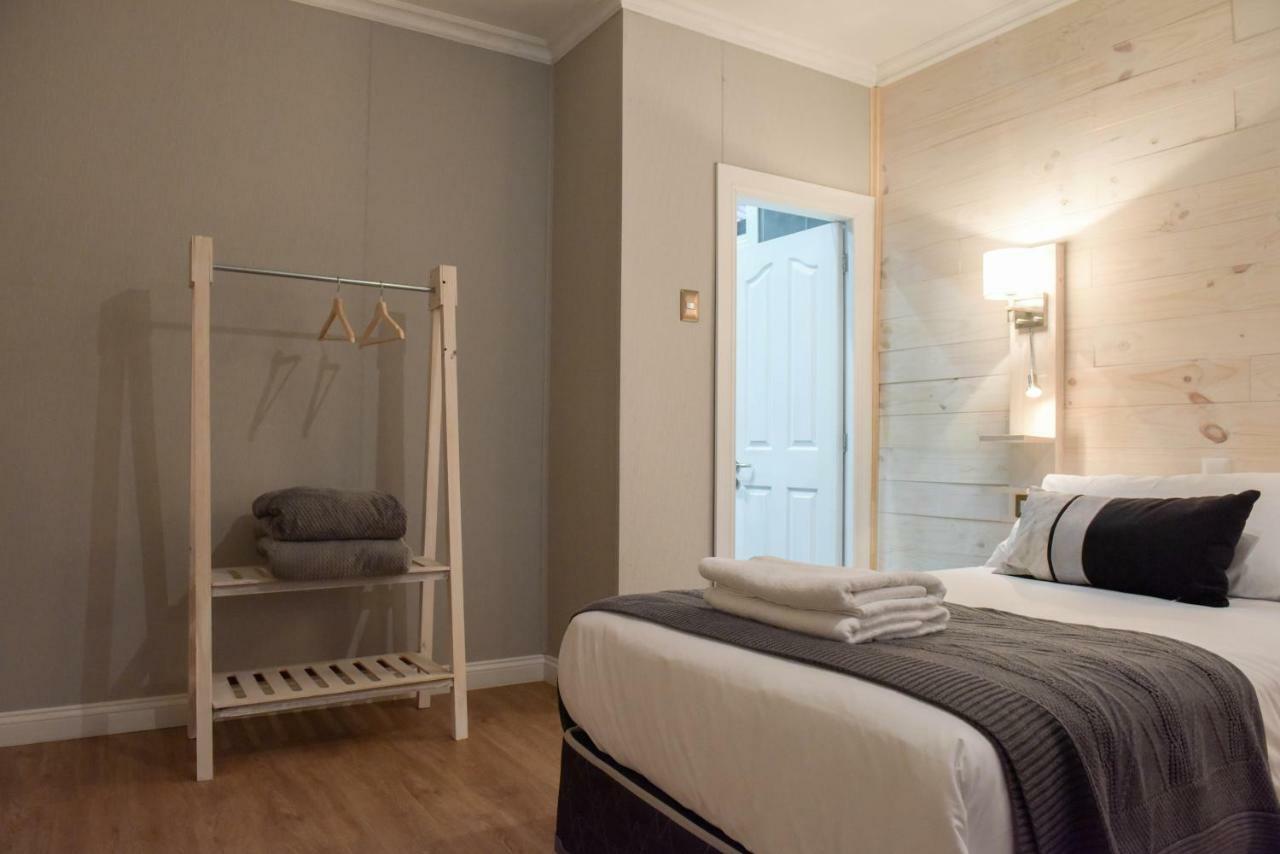 Hostal Boutique Puerta Roja Punta Arenas Luaran gambar